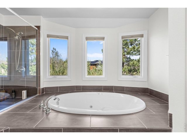 4825 6th St, Boulder, CO 80304