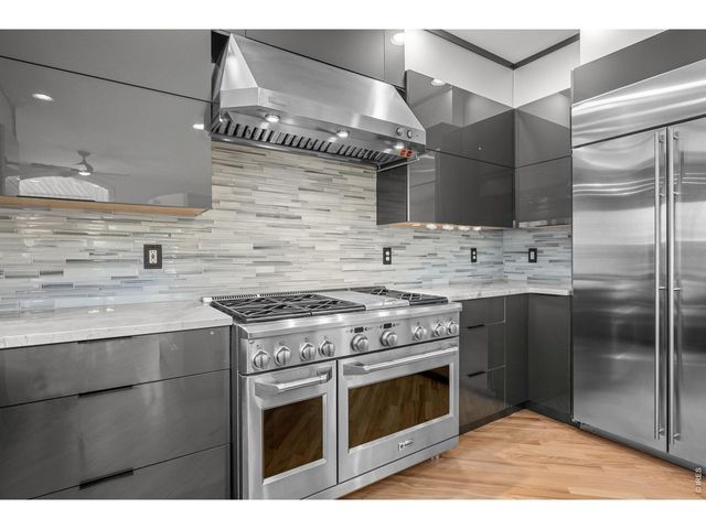 4825 6th St, Boulder, CO 80304