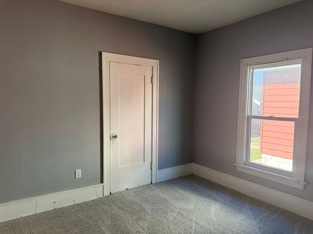 1124 18th Avenue, Rock Island, IL 61201