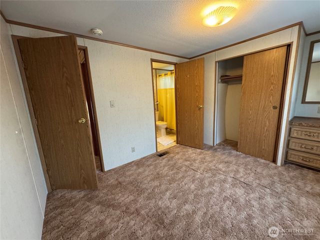 8760 State Hwy 303 NE #L, Bremerton, WA 98311