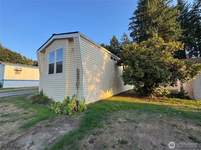 8760 State Hwy 303 NE #L, Bremerton, WA 98311