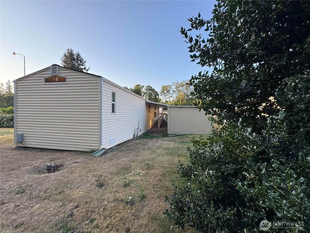 8760 State Hwy 303 NE #L, Bremerton, WA 98311