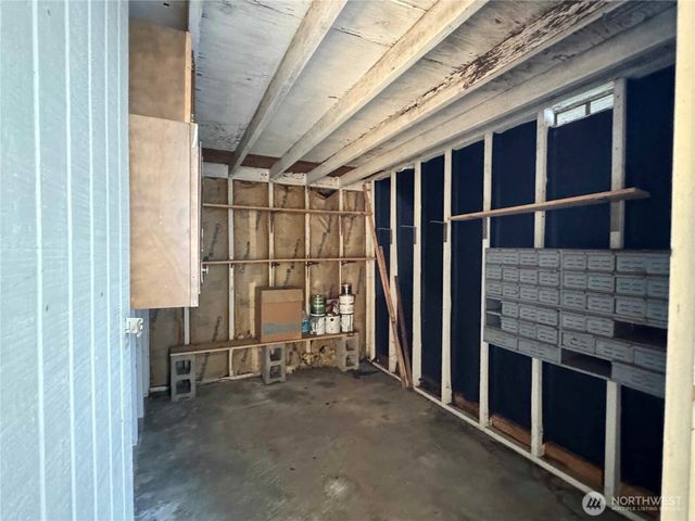 8760 State Hwy 303 NE #L, Bremerton, WA 98311