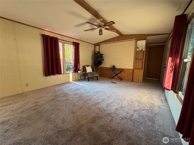 8760 State Hwy 303 NE #L, Bremerton, WA 98311