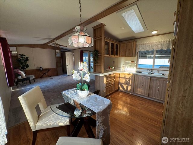 8760 State Hwy 303 NE #L, Bremerton, WA 98311