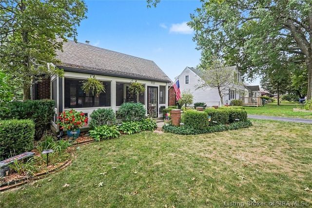 1722 Lilly Lane, New Albany, IN 47150