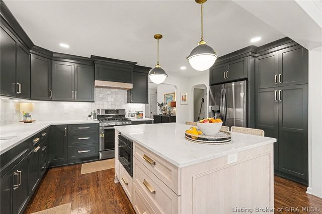 1722 Lilly Lane, New Albany, IN 47150
