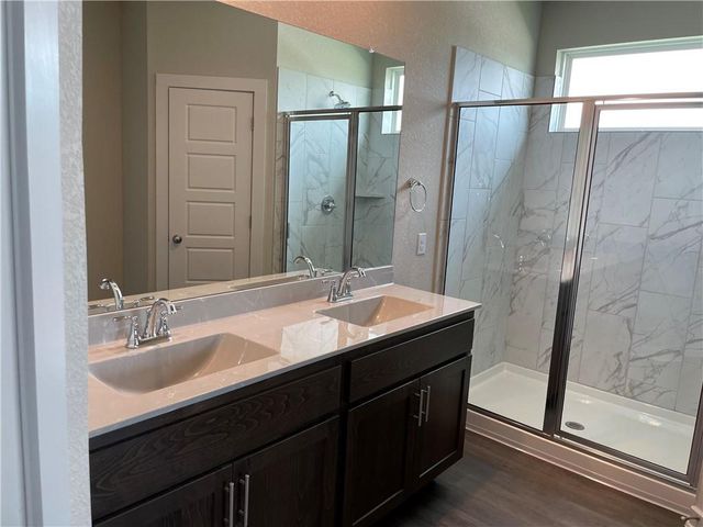 609 Paddock LN, Georgetown, TX 78626