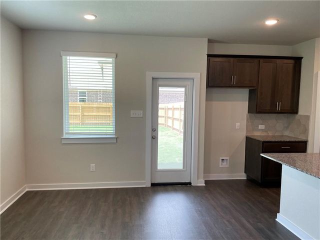 609 Paddock LN, Georgetown, TX 78626