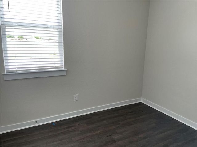 609 Paddock LN, Georgetown, TX 78626