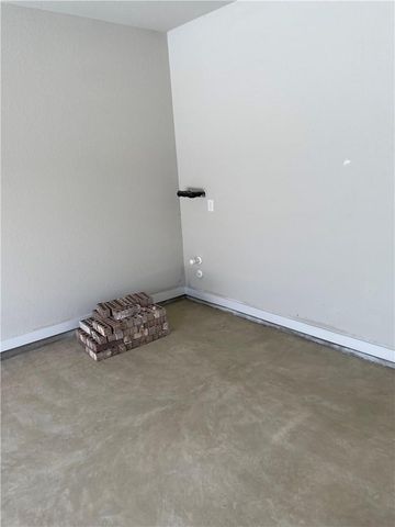 609 Paddock LN, Georgetown, TX 78626