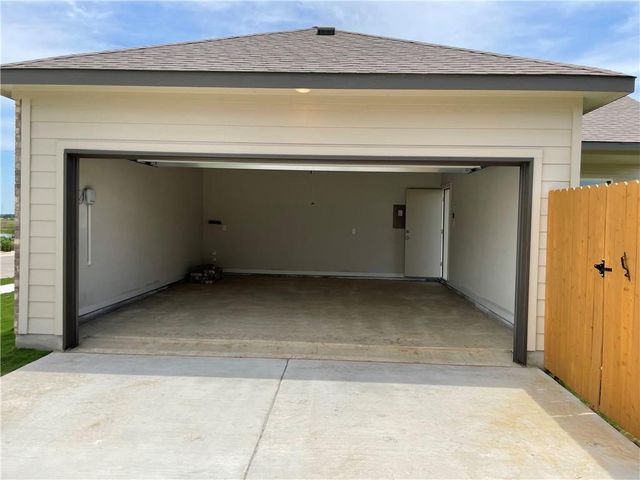 609 Paddock LN, Georgetown, TX 78626