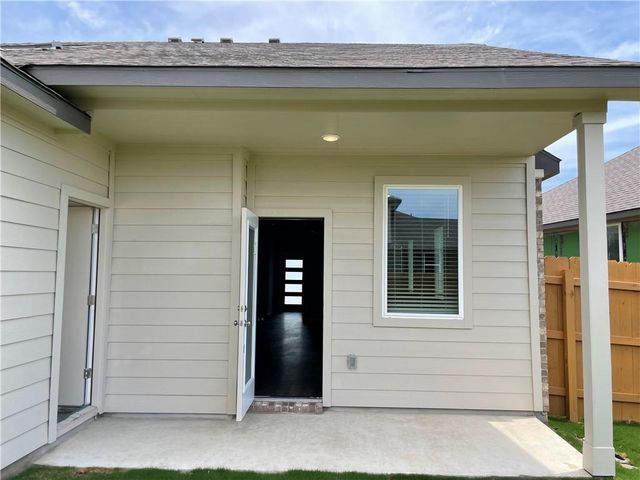 609 Paddock LN, Georgetown, TX 78626