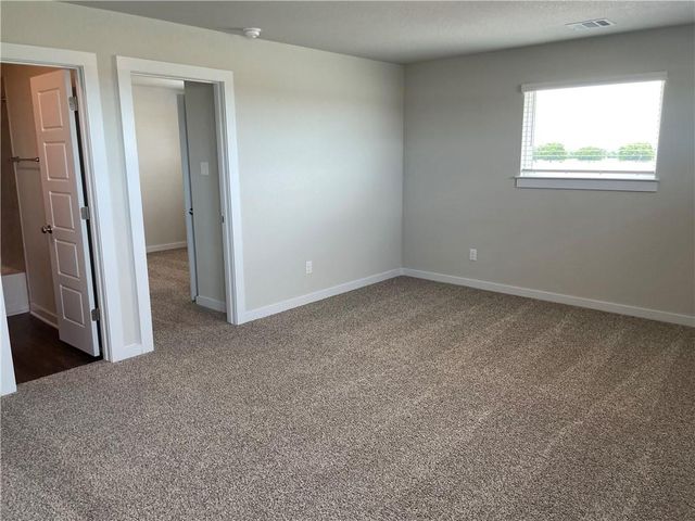609 Paddock LN, Georgetown, TX 78626