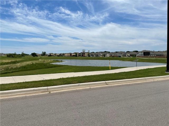 609 Paddock LN, Georgetown, TX 78626