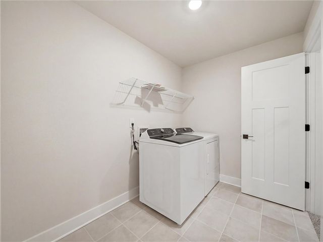 215 Abraham Way, Boiling Springs, SC 29316