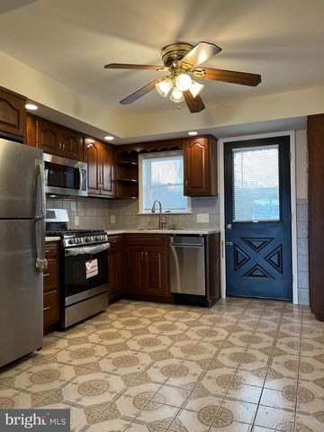 4047 DEXTER, Philadelphia, PA 19128