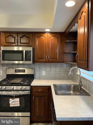 4047 DEXTER, Philadelphia, PA 19128