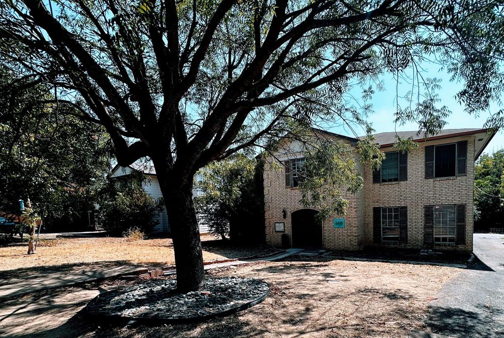 3429 Willowrun DR A, Austin, TX 78704