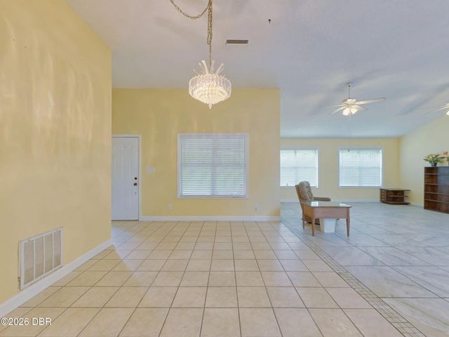 2490 S Glen Eagles Drive, Deland, FL 32724