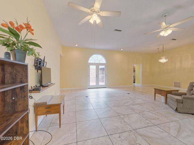 2490 S Glen Eagles Drive, Deland, FL 32724