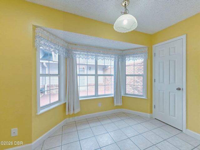 2490 S Glen Eagles Drive, Deland, FL 32724
