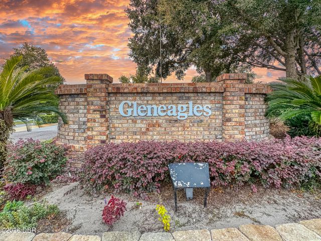 2490 S Glen Eagles Drive, Deland, FL 32724