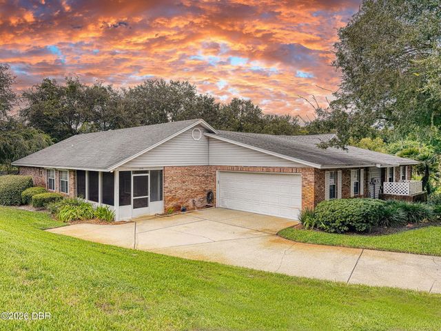 2490 S Glen Eagles Drive, Deland, FL 32724