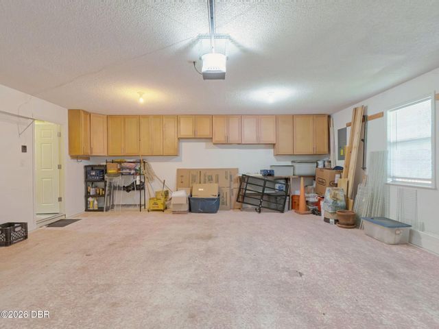 2490 S Glen Eagles Drive, Deland, FL 32724