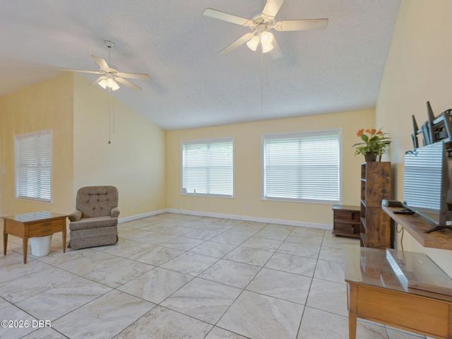 2490 S Glen Eagles Drive, Deland, FL 32724