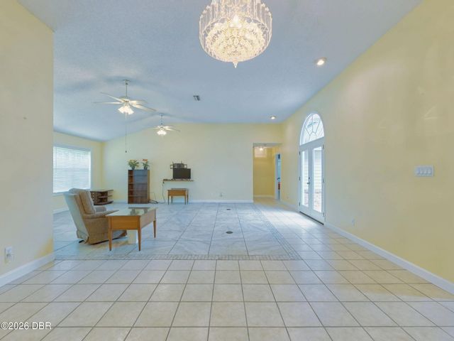 2490 S Glen Eagles Drive, Deland, FL 32724