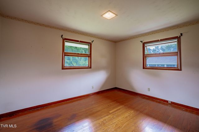 556 East Morgan Street, Church Hill, TN 37642