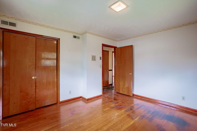 556 East Morgan Street, Church Hill, TN 37642