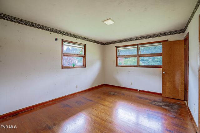 556 East Morgan Street, Church Hill, TN 37642
