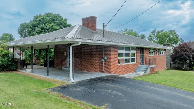 556 East Morgan Street, Church Hill, TN 37642