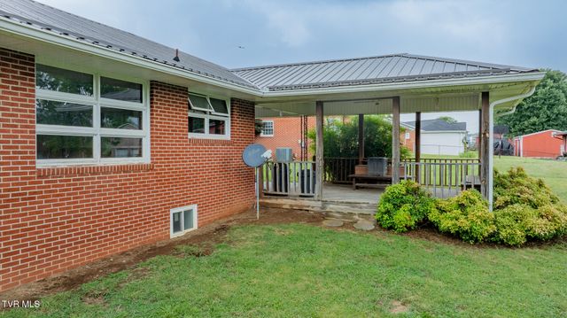 556 East Morgan Street, Church Hill, TN 37642