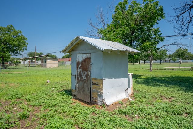 714 E 23rd Street, San Angelo, TX 76903