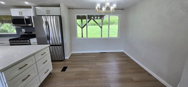 125 Wilma Dr, Washington Twp, PA 15613