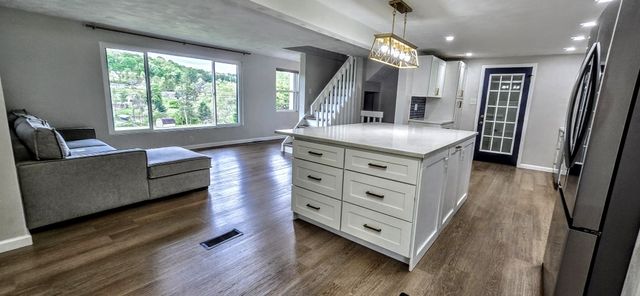 125 Wilma Dr, Washington Twp, PA 15613