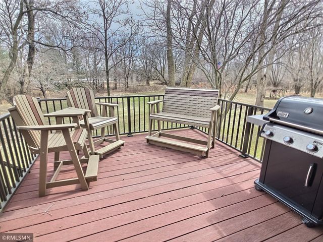 8066 Edmonson Avenue NE, Monticello, MN 55362