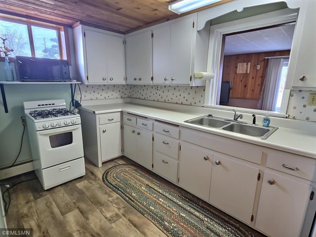 8066 Edmonson Avenue NE, Monticello, MN 55362