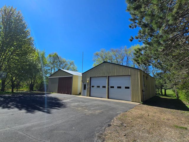 8066 Edmonson Avenue NE, Monticello, MN 55362