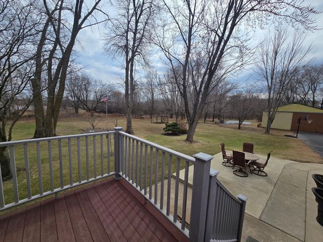 8066 Edmonson Avenue NE, Monticello, MN 55362