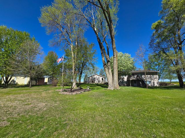 8066 Edmonson Avenue NE, Monticello, MN 55362