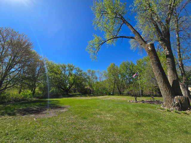 8066 Edmonson Avenue NE, Monticello, MN 55362