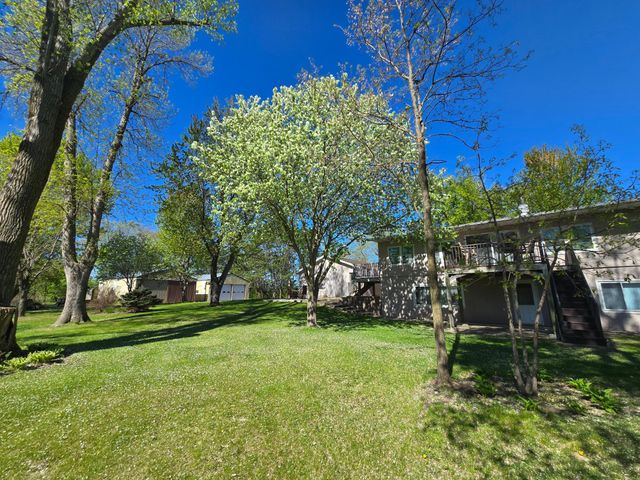 8066 Edmonson Avenue NE, Monticello, MN 55362
