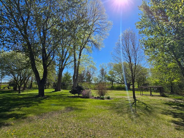 8066 Edmonson Avenue NE, Monticello, MN 55362