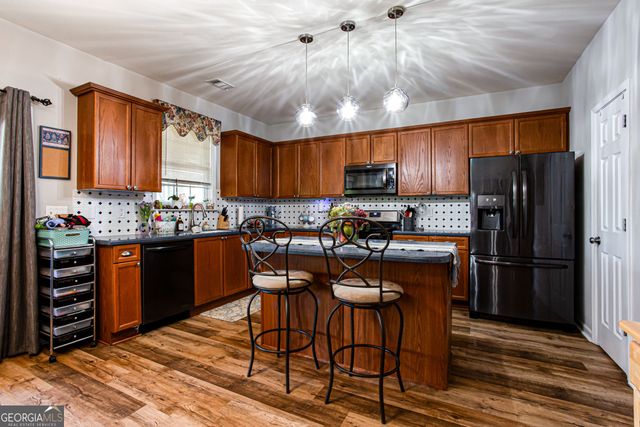 863 Van Briggle Path, Sugar Hill, GA 30518