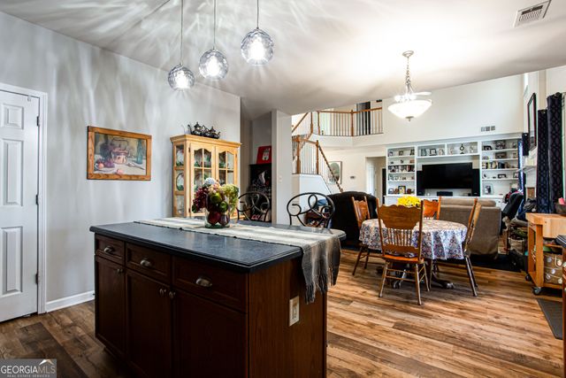 863 Van Briggle Path, Sugar Hill, GA 30518