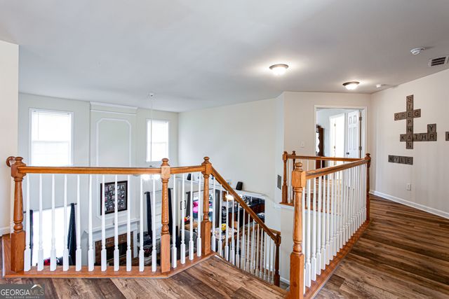 863 Van Briggle Path, Sugar Hill, GA 30518